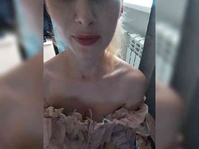 MariLove webcam