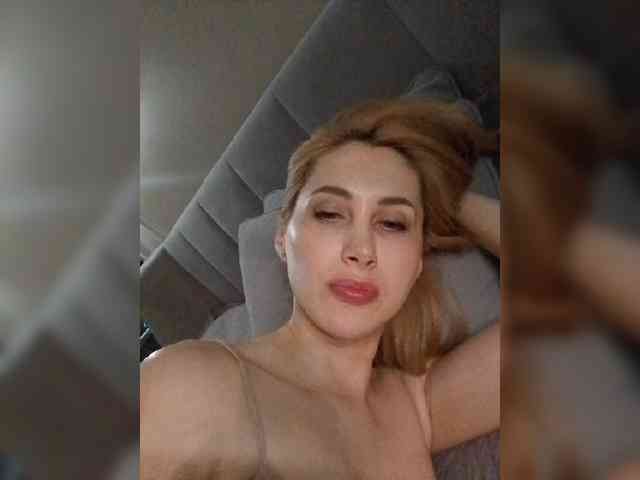 MariLove webcam