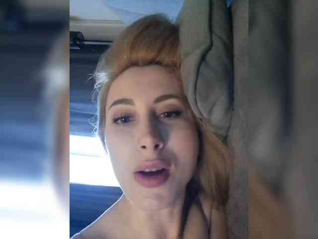 MariLove webcam