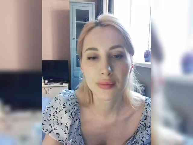 MariLove webcam