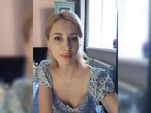 MariLove webcam
