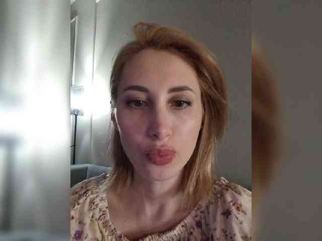 MariLove webcam