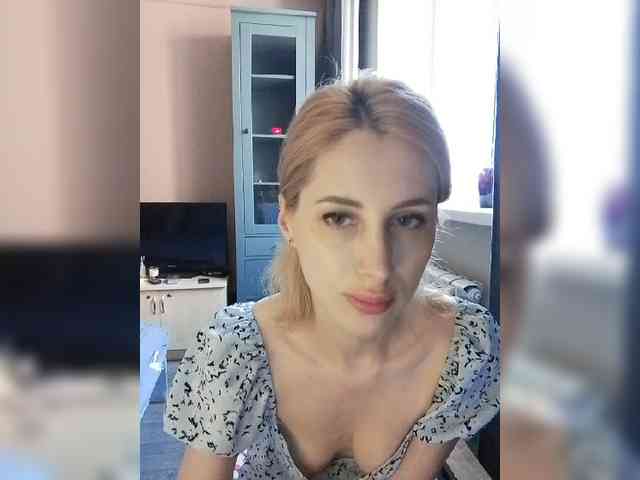 MariLove webcam