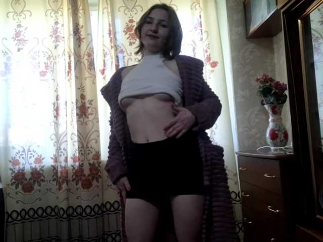 BambiSindoni's BongaCams show and profile