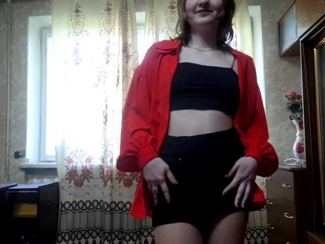 BambiSindoni's BongaCams show and profile