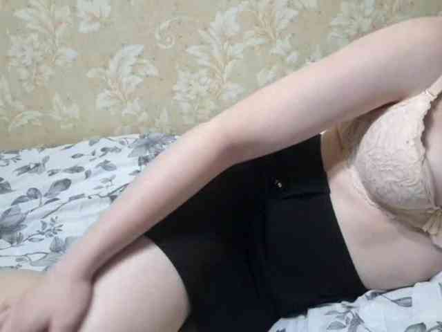 Model: YourSteffie
