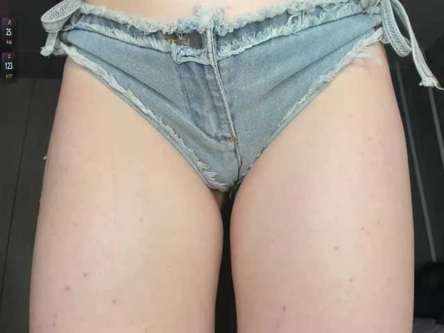SkyeDavis live cam on BongaCams