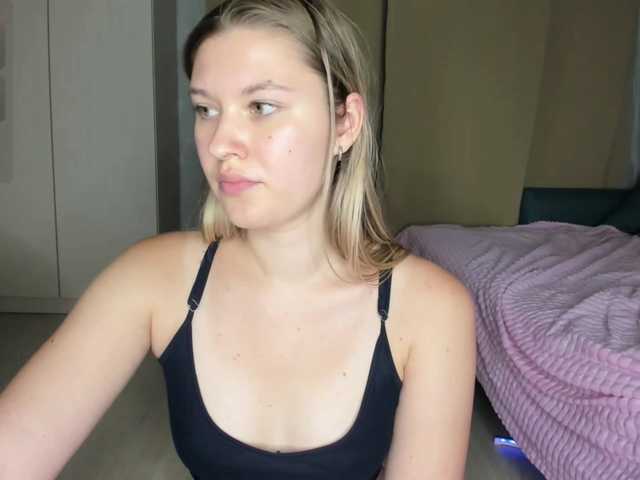 SkyeDavis live cam on BongaCams