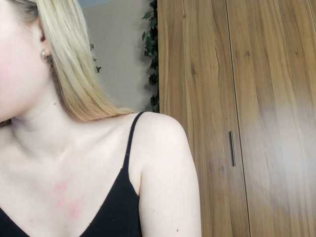 SkyeDavis live cam on BongaCams