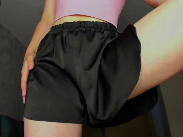 SkyeDavis live cam on BongaCams