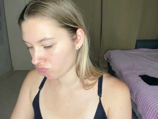 SkyeDavis live cam on BongaCams