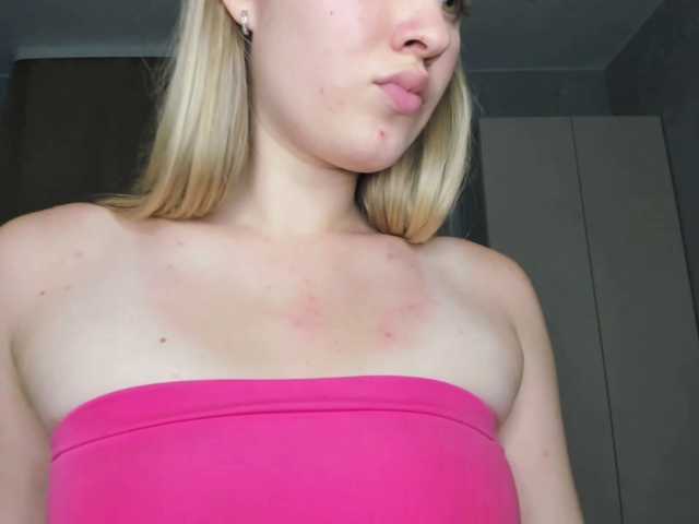 SkyeDavis live cam on BongaCams
