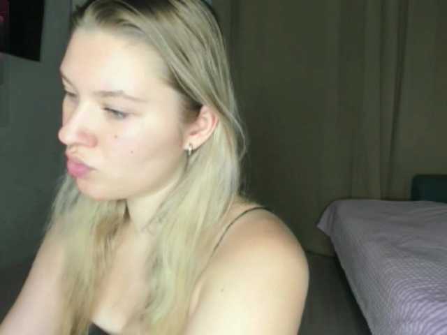 SkyeDavis live cam on BongaCams