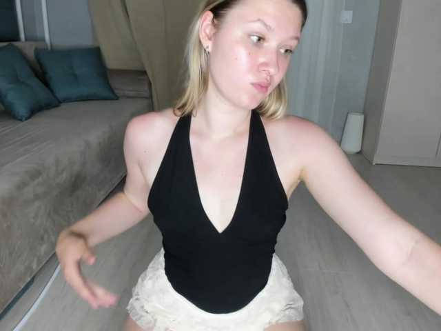 SkyeDavis live cam on BongaCams