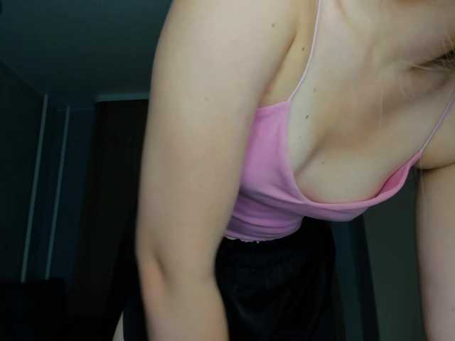SkyeDavis live cam on BongaCams