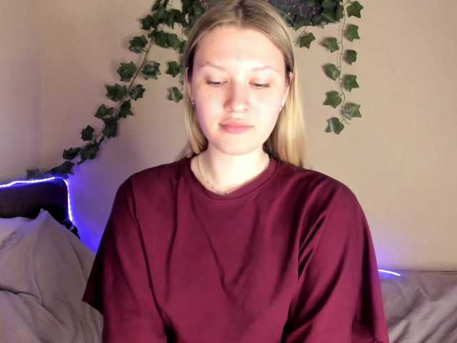 SkyeDavis's BongaCams show and profile