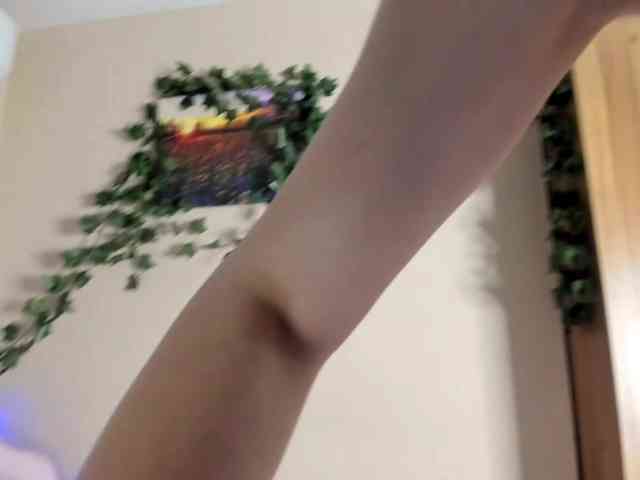 SkyeDavis webcam