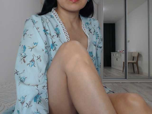 Just---me, live now on BongaCams
