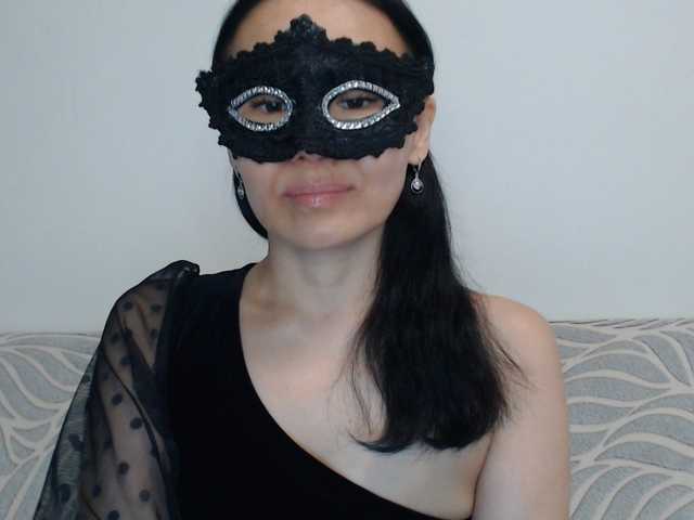 just---me cam belle