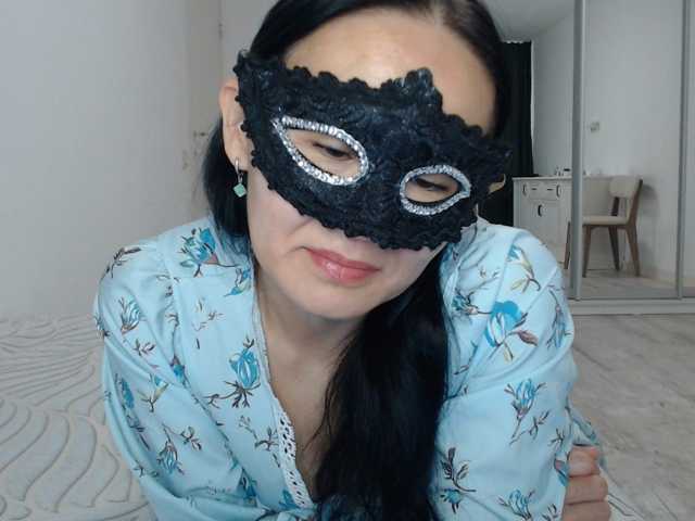 Just---me, live now on BongaCams