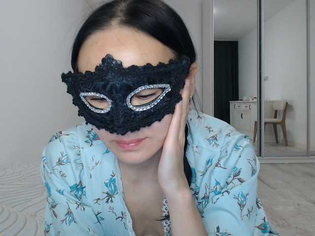 Just---me, live now on BongaCams
