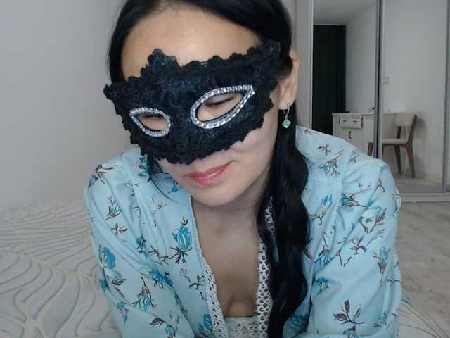 Just---me, live now on BongaCams