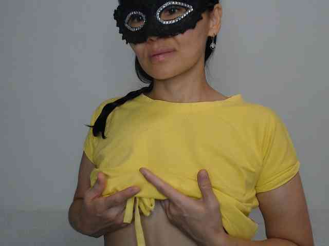 Liya_ webcam