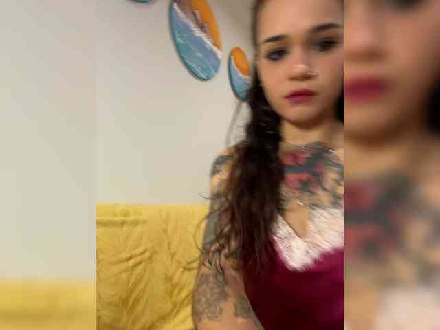 MilleMiMiMi webcam
