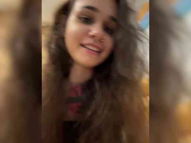 MilleMiMiMi webcam