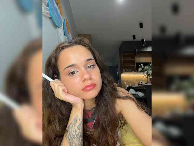 MilleMiMiMi webcam