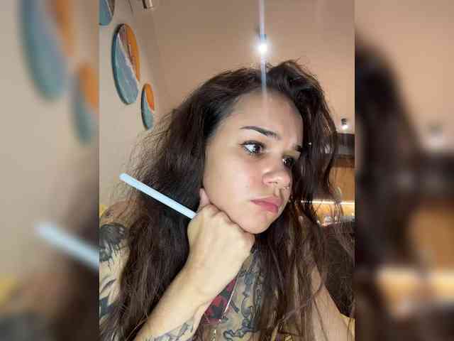 MilleMiMiMi webcam