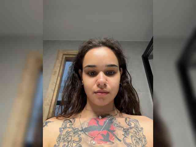 MilleMiMiMi webcam