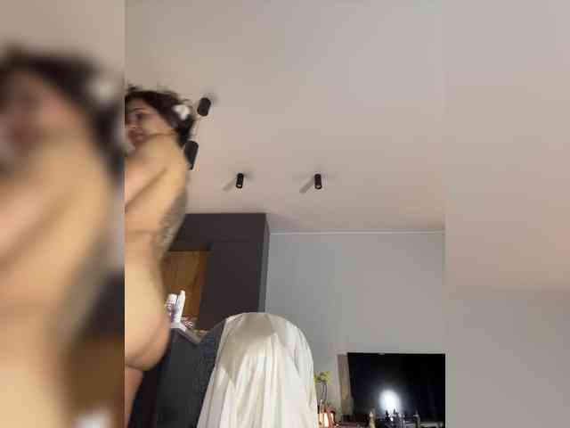 MilleMiMiMi webcam