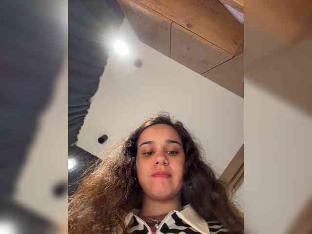 MilleMiMiMi webcam