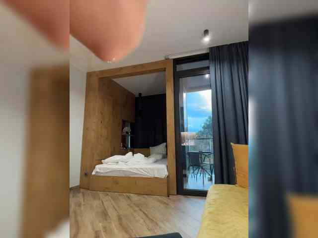 MilleMiMiMi webcam