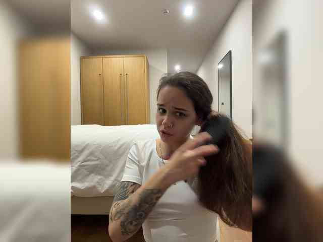 MilleMiMiMi webcam