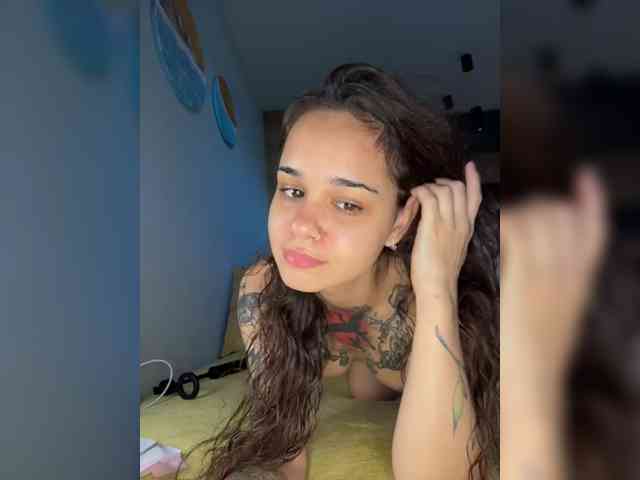 MilleMiMiMi webcam