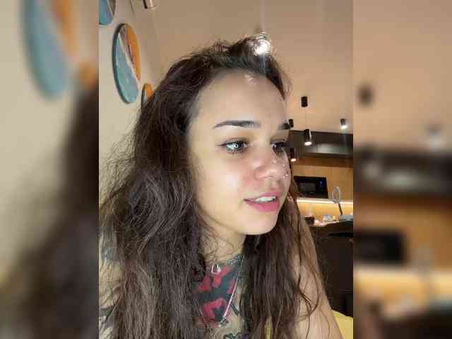 MilleMiMiMi webcam