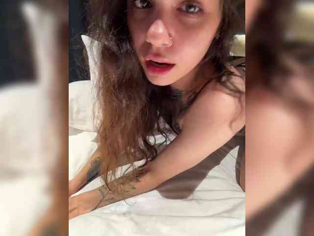 MilleMiMiMi webcam