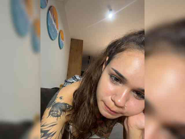 MilleMiMiMi webcam