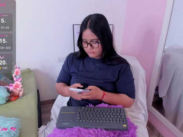 Briana-Goldd
