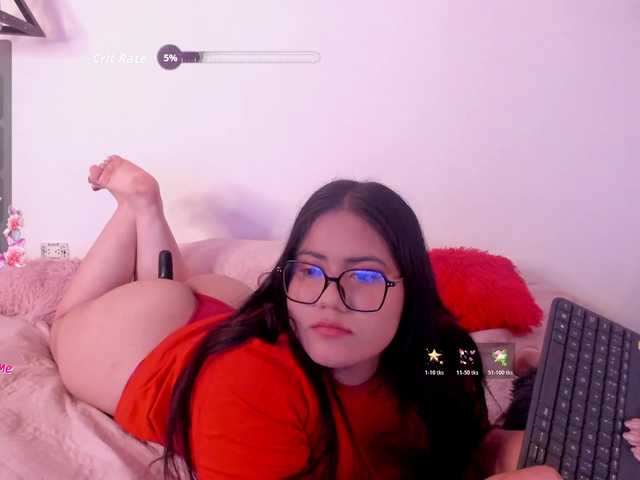 Briana-Goldd live cam on BongaCams
