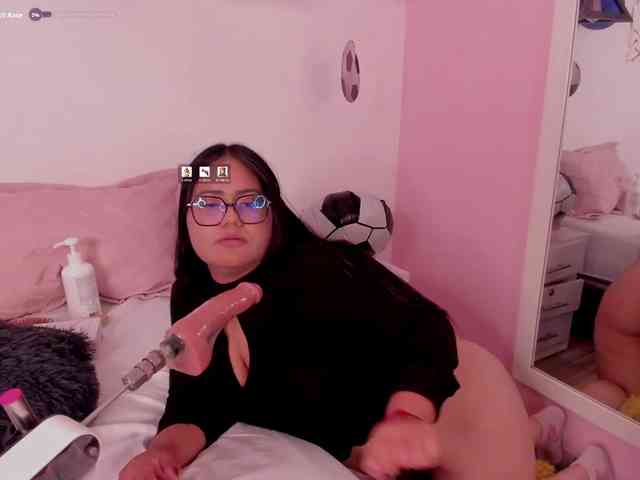 Briana-Goldd webcam