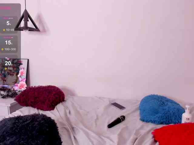 Briana-Goldd webcam