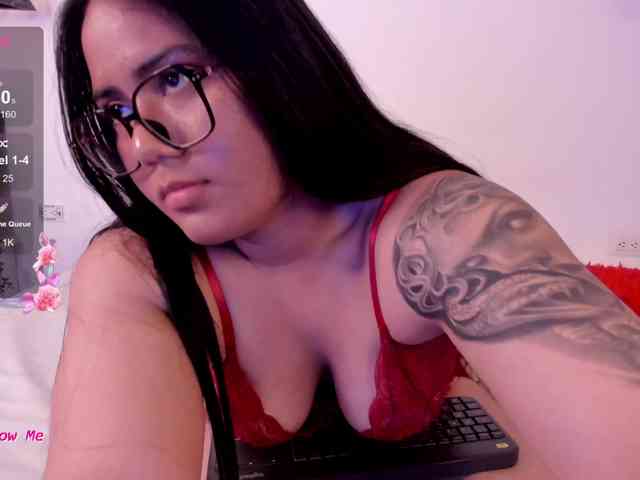 Briana-Goldd webcam