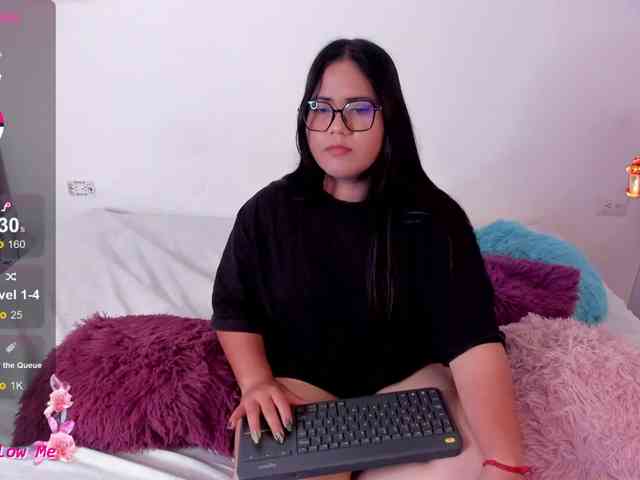 Briana-Goldd