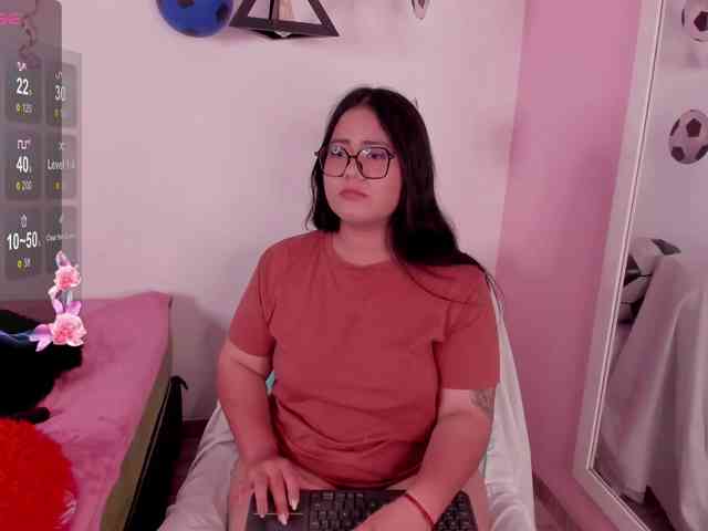 Briana-Goldd webcam