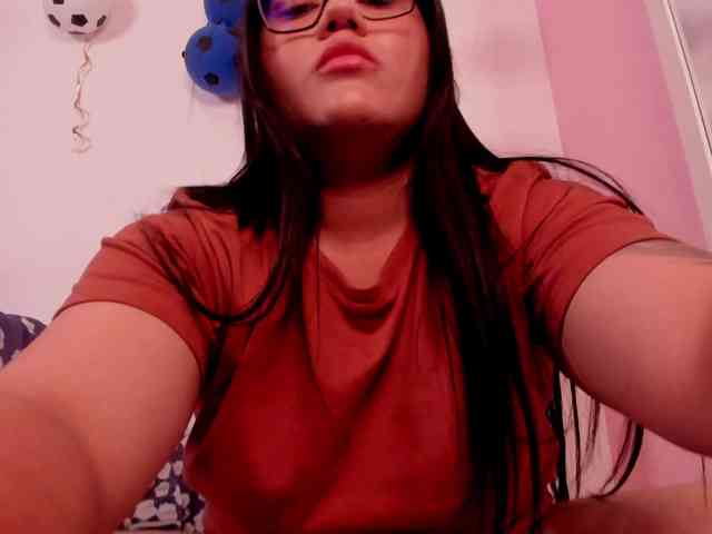 Briana-Goldd webcam