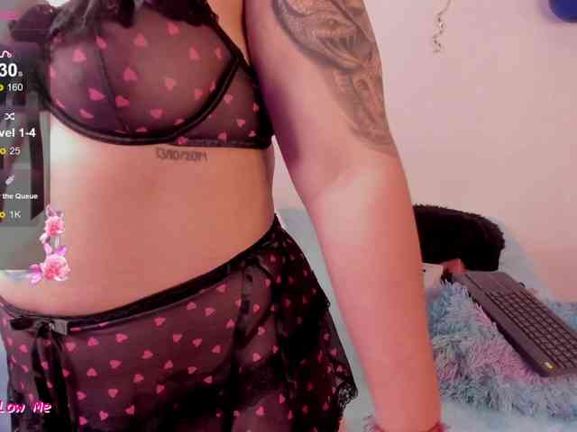 Briana-Goldd webcam
