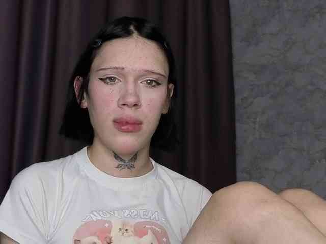 polimun Live Webcam on BongaCams